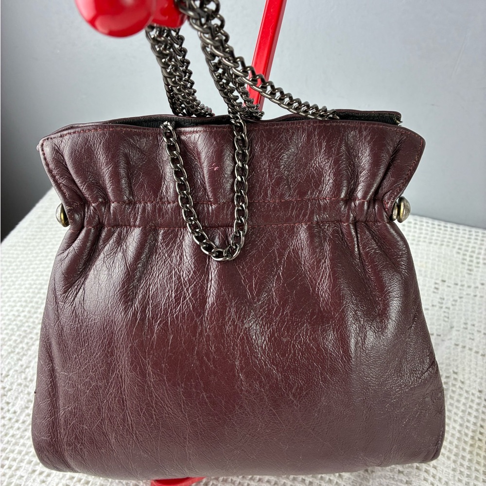 Elegant vintage Burgundy Leather Chain Bag